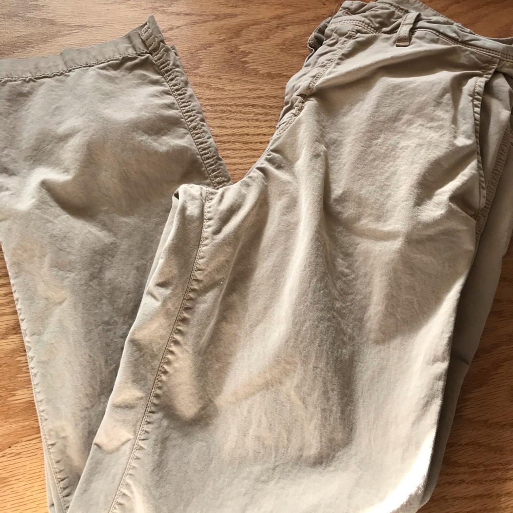 American Eagle bootcut khakis 32x30